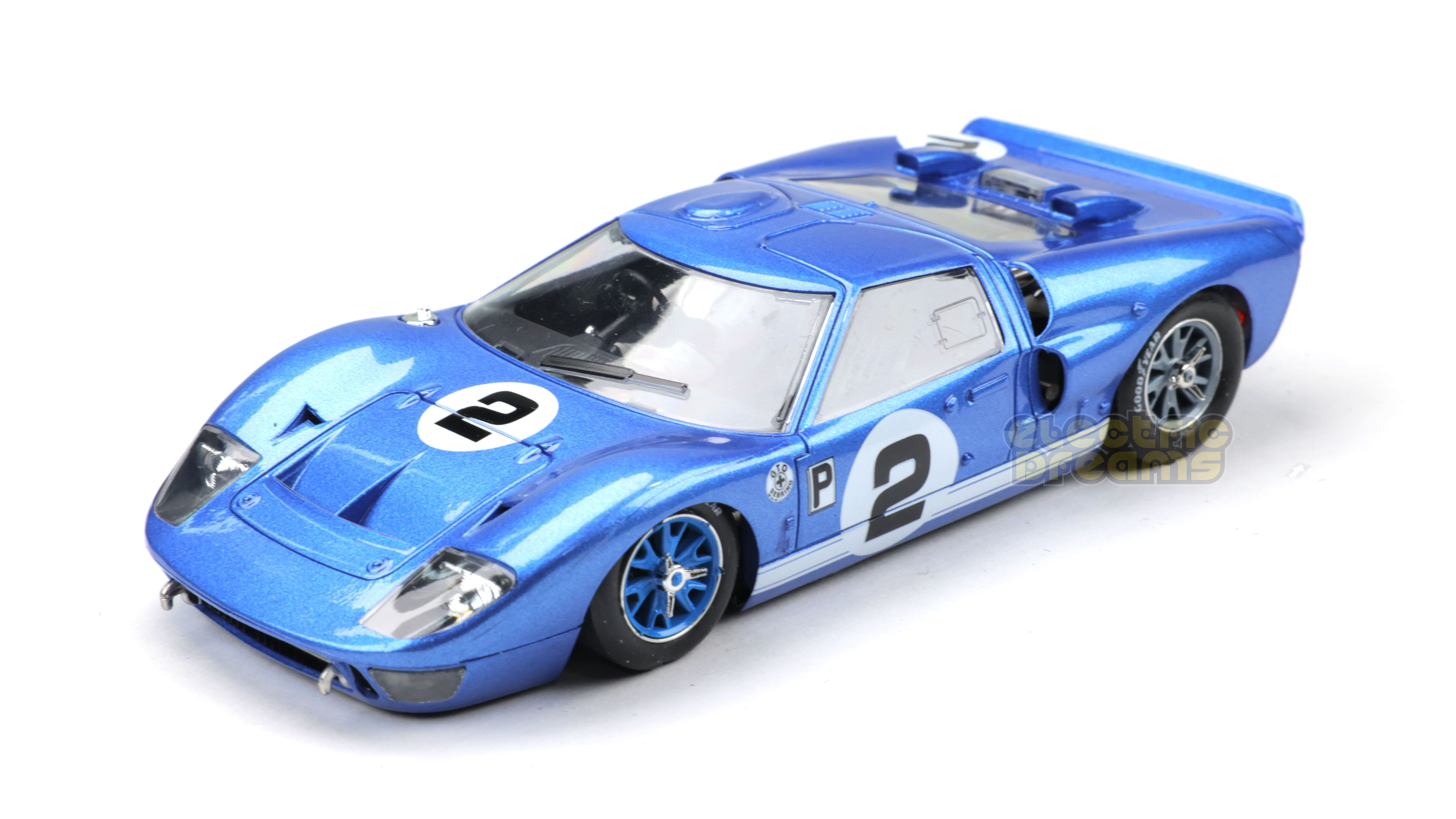 NSR 1100D - Ford GT40 Mk.II #2 - '66 Sebring - Autographed by Dan Gurney